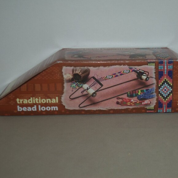 Indian Native TRADITIONAL BEAD LOOM with Loom Beads Thread Needles Instructions - Picture 5 of 7